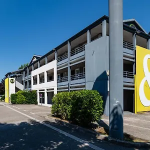 Hotel Grenoble Universite, Gières